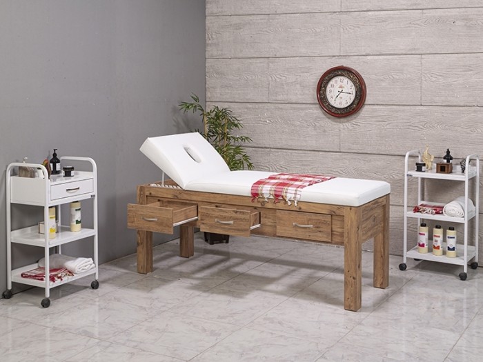 Profesyonel masaj yatağı ve spa yatağı kullanım örneği